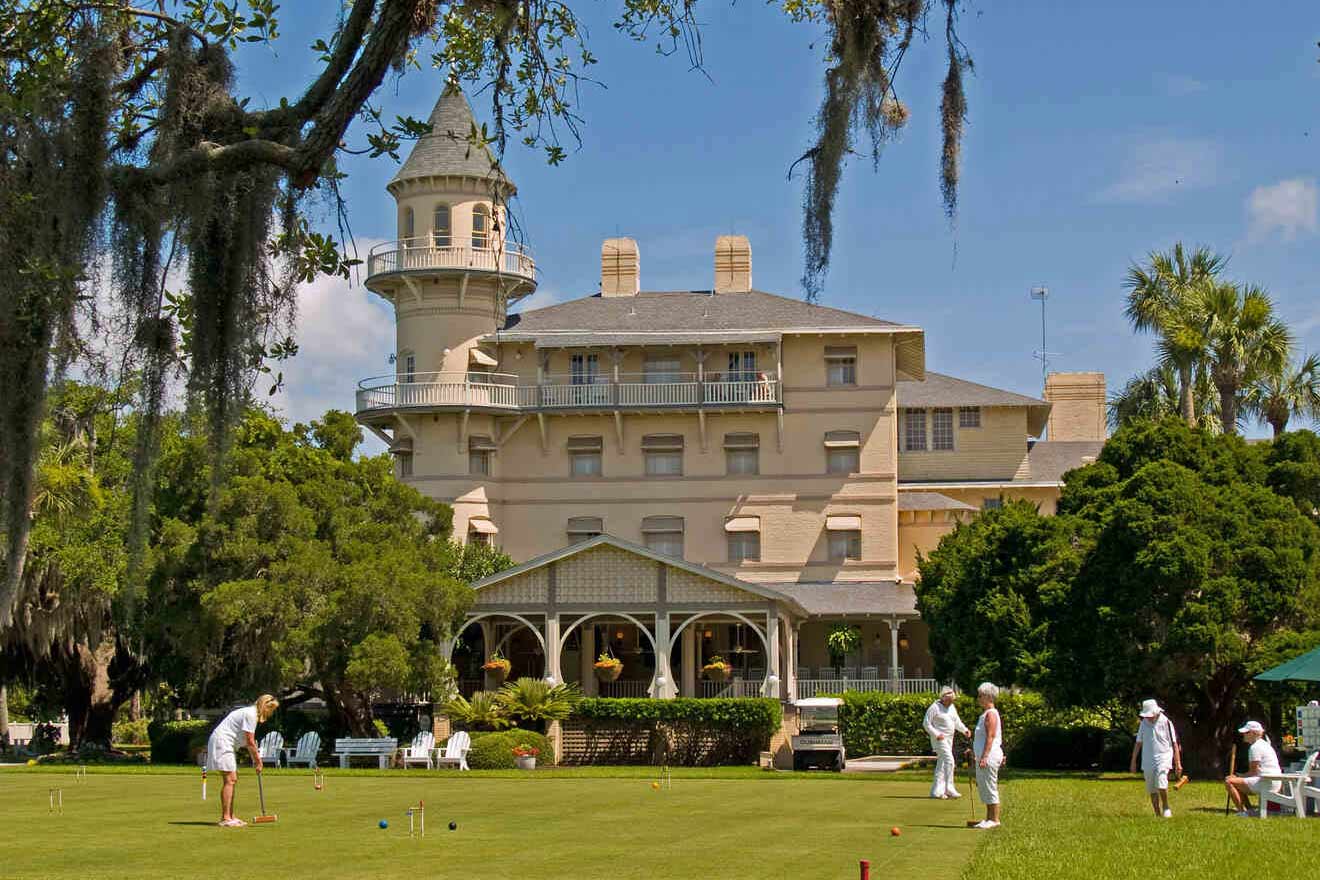 12 Unique Resorts in Georgia with All-inclusive Amenities!