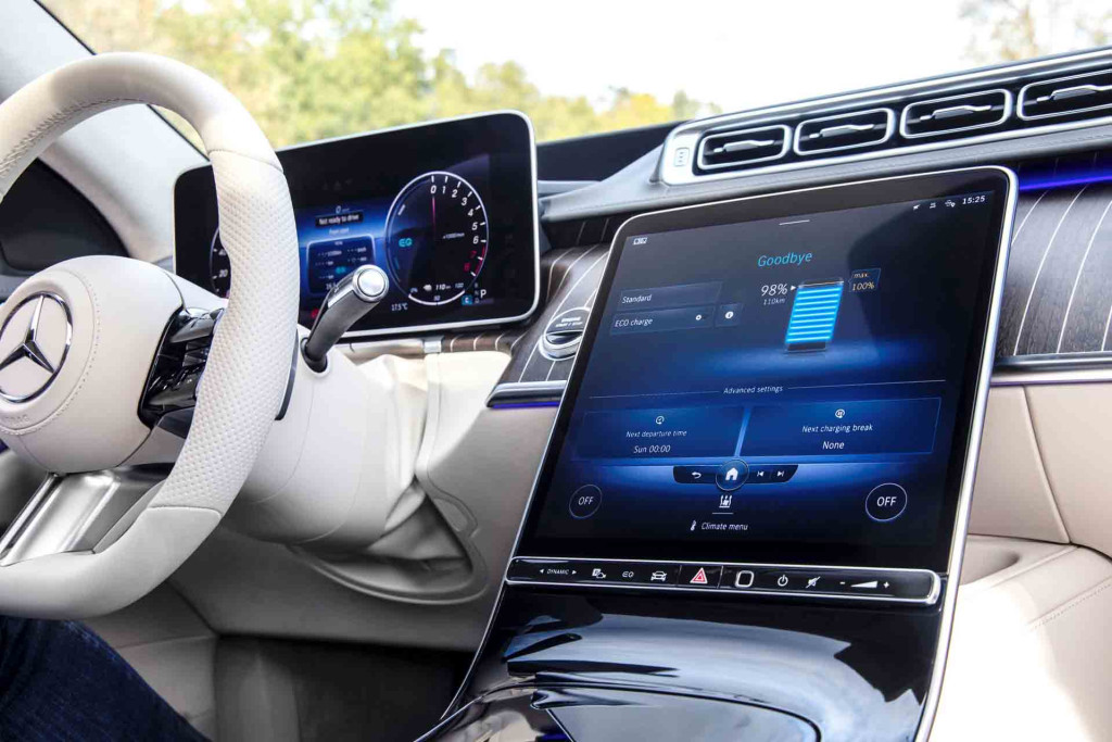 2023 Mercedes-Benz S-Class plug-in hybrid packs 510 hp, $123,700 sticker