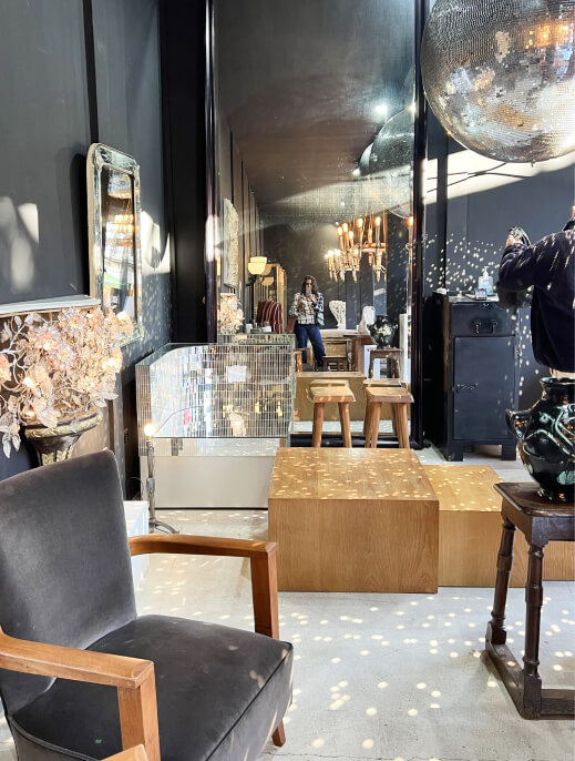A Guide to the Iconic Paris Flea Market