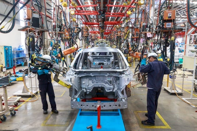 Government has no plans to review the tax and excise duty structure for automotive sector – Tengku Zafrul