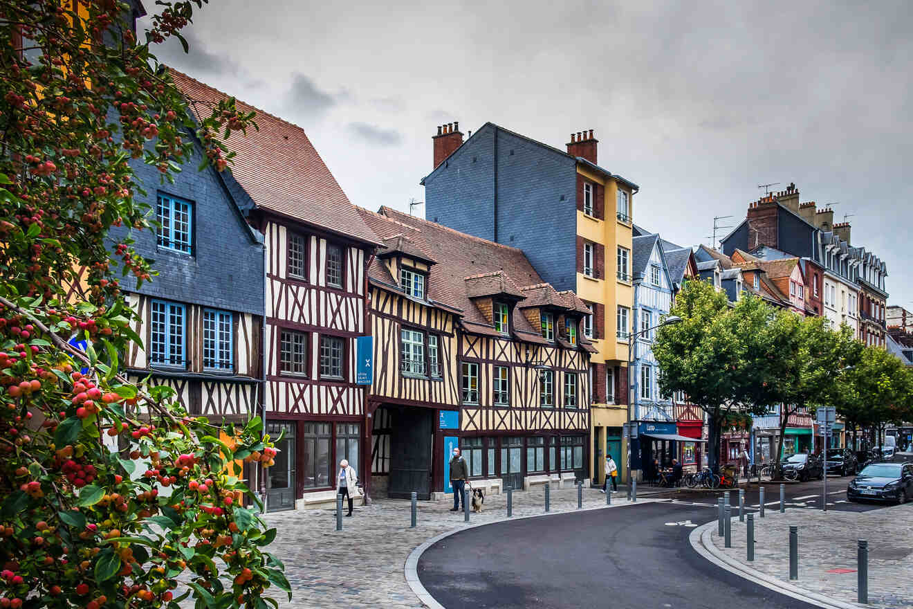 Best Hotels in Rouen → 7 Heavenly Options!