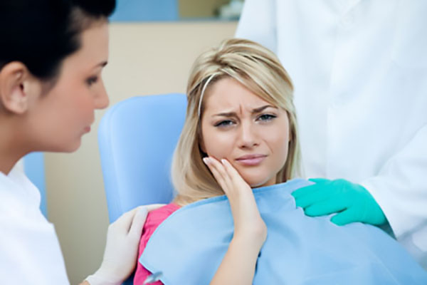 Is Teeth Whitening Safe After Impacted Wisdom Teeth Removal?