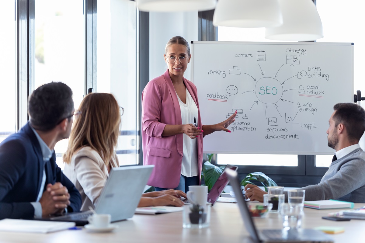 11 Strategies To Grow Your Online Business