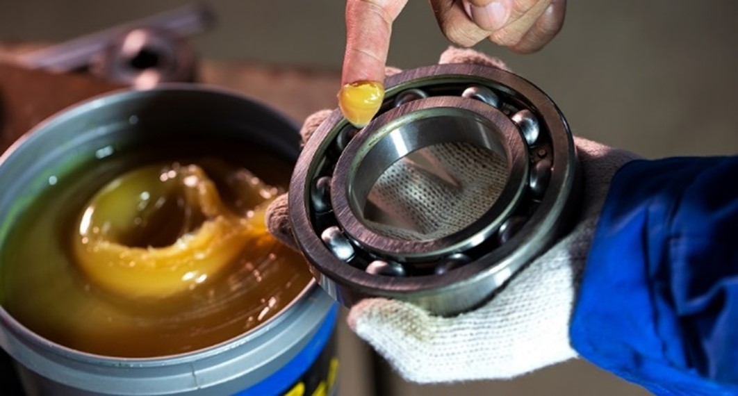 How Does Grease Enhance The Equipment Performance