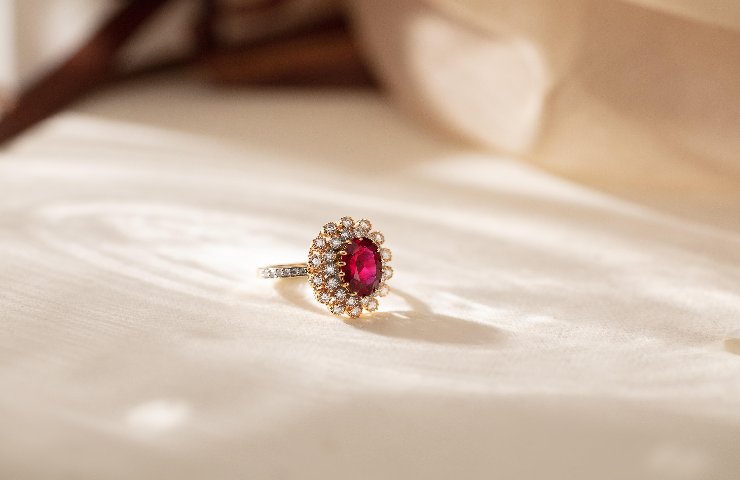 July’s Fiery Hearts: Ruby Jewelry for Affection’s Timeless Fire