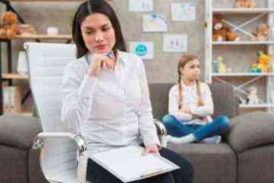 Experienced Psychologist in Lahore | Expert Mental Health Care