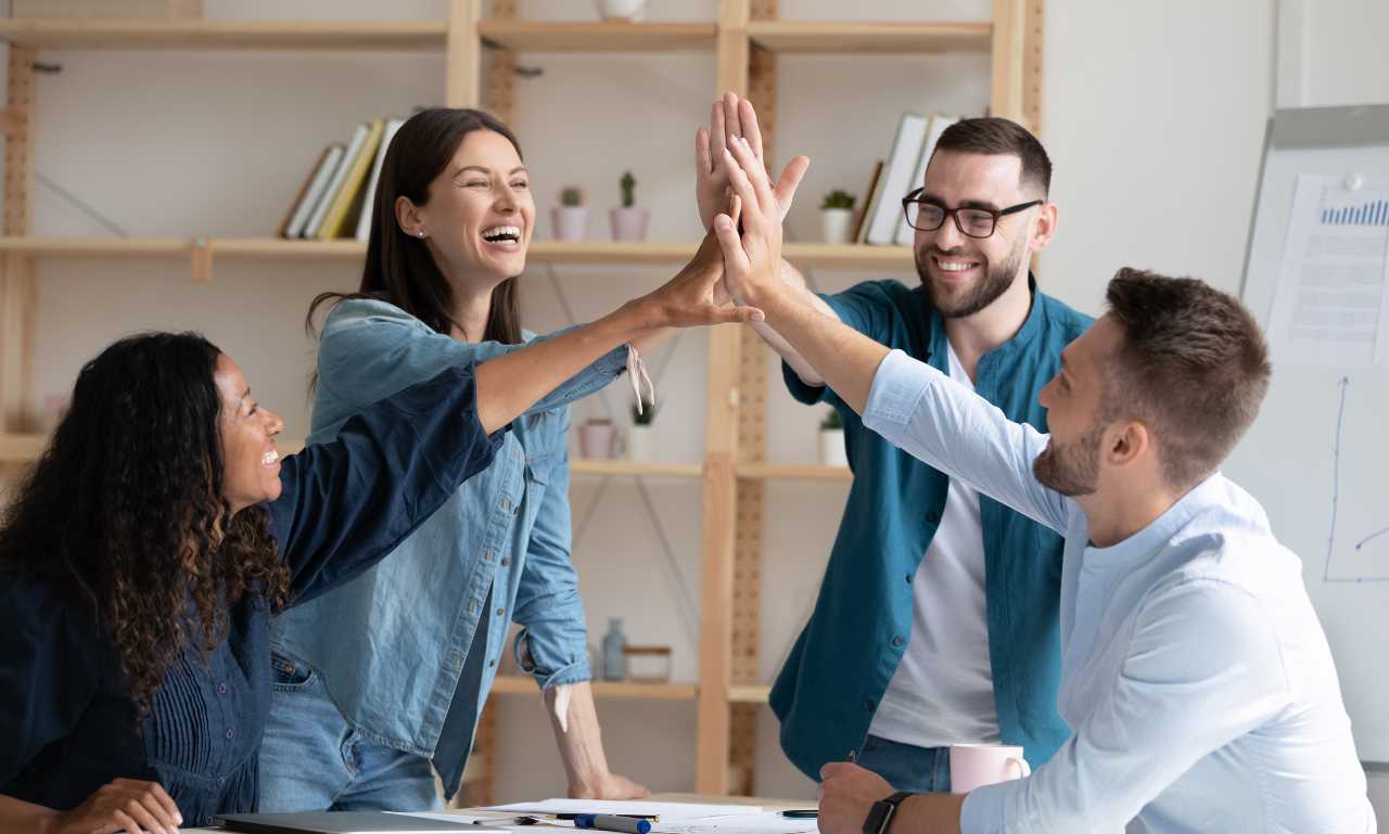 What Strategies Can Enhance the Closing Process in Remote Sales?