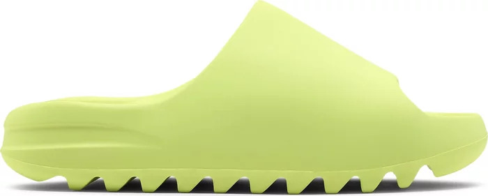 Yeezy Slides: Unveiling fashion and Footwear