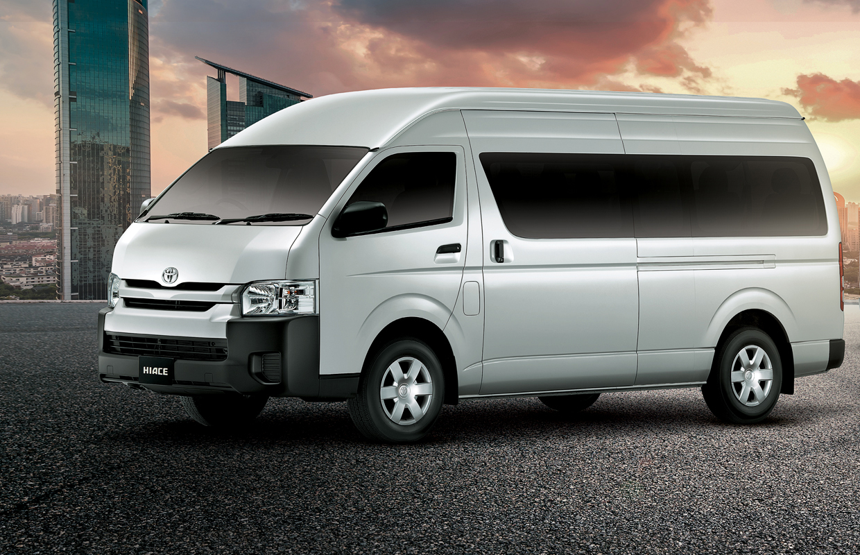 Exploring the Numerous Benefits of Toyota Hiace Taxi Service in Saudi Arabia